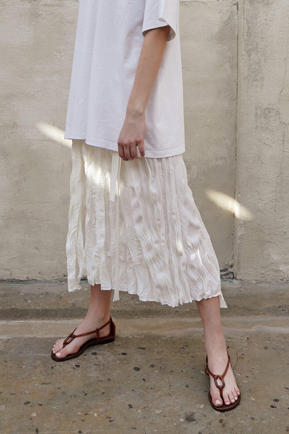 SOLD OUT *** Skirt Pleats Crinkled Ivory