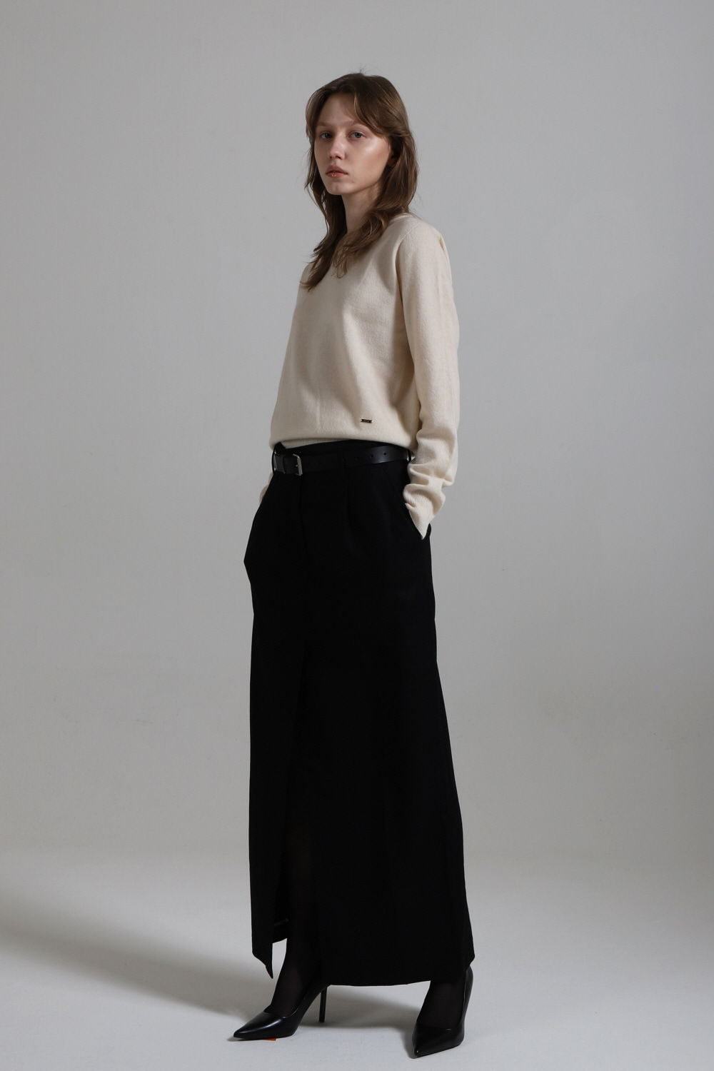SOLD OUT *** Skirt Tuck Wool Black