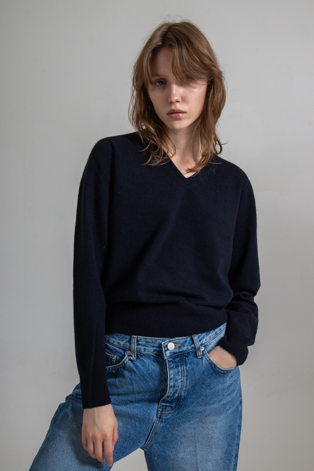 SOLD OUT *** Pull Over V D Navy